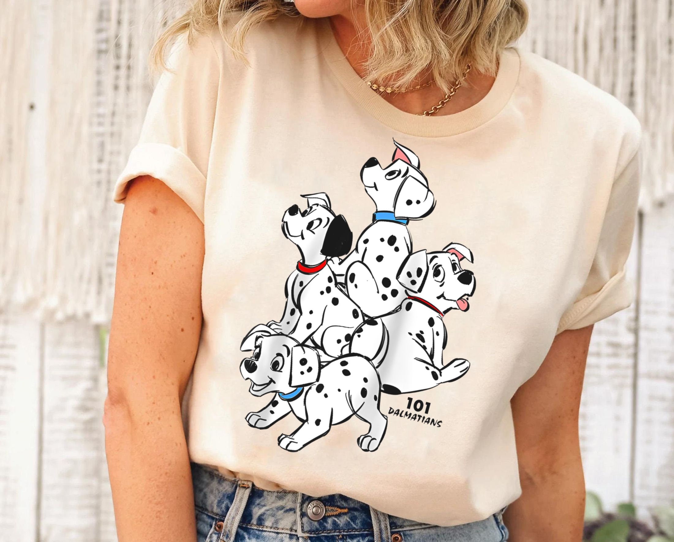 Vintage 101 Dalmatians Christmas present shirt 4/5 – RunThatBack_Kids