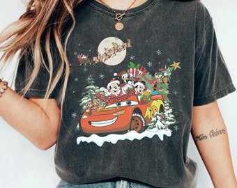 Sudadera navideña retro de Mickey y sus amigos / Camiseta de coche de Rayo McQueen / Camiseta navideña familiar de Disney a juego / Navidad de Disney