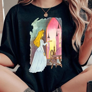 Vintage Disney Princess Aurora Sleeping Beauty Sweatshirt | Magic Kingdom T-shirt | Disney Princess Character Tee | Disneyland Trip Outfits