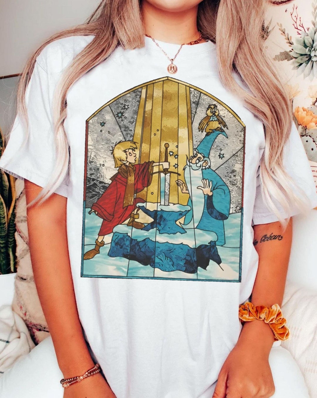 Retro Arthur and Merlin Shirt | the Sword in the Stone T-shirt | Funny ...