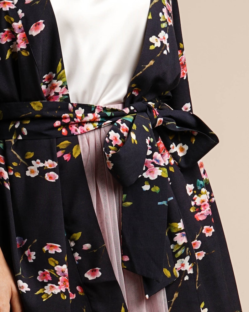 Seconds Sale Floral Kimono Coco Cherry Blossom Print Robe image 3