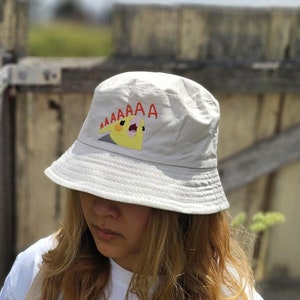 Screaming cockatiel bucket hat | Casual lightweight hat | Gift for bird lovers | Kawaii aesthetic unique gift for her/him | Funny gift