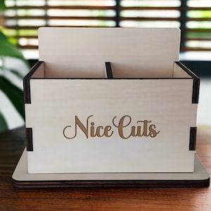 Pennenhouder lasergesneden SVG - bureauopberger op maat met 2 vakken, houten kist met hoge rugleuning, gepersonaliseerde kerstcadeau CNC-bestanden