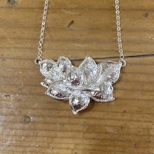 ivy leaf choker necklace