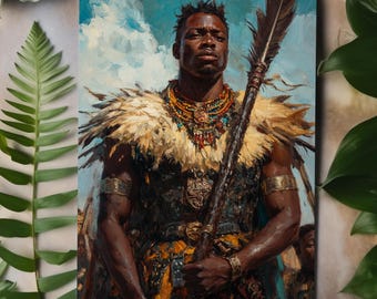 Puede incluir: Una impresión artística de un hombre negro con vestimenta tradicional, sosteniendo una lanza con una pluma. La obra de arte presenta un fondo de cielo azul con nubes. El hombre está adornado con un cuello de plumas, collares de cuentas y brazaletes dorados.
