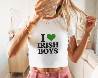 I Love Irish Boys Crop Top - St. Patrick's Day Celebration Shirt, Fun Party Baby Tee, Women's Cute iHeart Top, Cheeky Ireland Gift for Teen