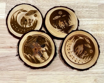 Big Foot, Bigfoot with Alien, Engraved Log Coasters, Tree Log Coasters, Wood Log Coasters, Log Cabin Coasters for Drinks