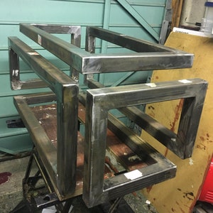 Infinity Table - Steel