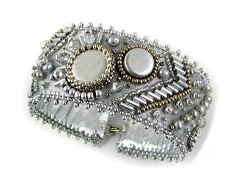 Silver Streak Bracelet Digital PDF pattern bead embroidery by Ann Benson with free video tutorial links, no materials
