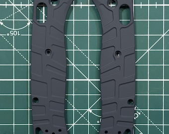 Benchmade 535 Bugout  Titanium Scales - Combat Gray