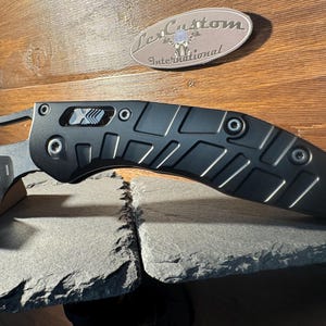 Microtech Stitch Ram-lock Gen 3 Titanium scales V2 coated with Cerakote Armor Black