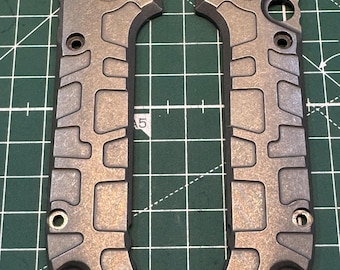 Titanium scales for Microtech LUDT gen3