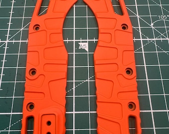 Microtech MSI Gen 2 Titanium scales V2 Cerakoted with Hunter Orange