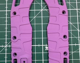 Microtech MSI Gen 2 Titanium scales V2 Cerakoted with Wild Purple