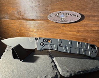 Benchmade 535 Bugout  Titanium Scales - Sniper Gray