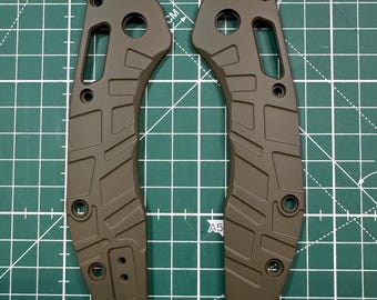 Microtech Stitch Ram-lock Gen 3 Titanium scales V2 coated with Cerakote Milspec OD Green