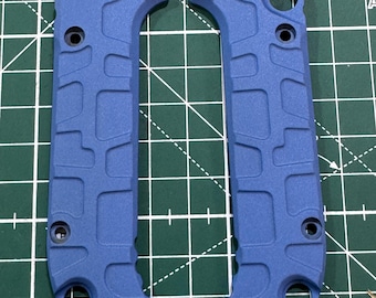 Titanium scales for Microtech LUDT Gen 3 Cerakote Patriot Blue