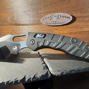 Microtech Stitch Ram-lock Gen 3 Titanium scales V2 coated with Cerakote Tungsten