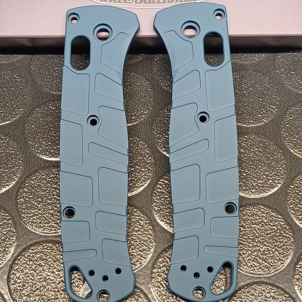 Benchmade Bugout 535 Titanium Scales - Civil War