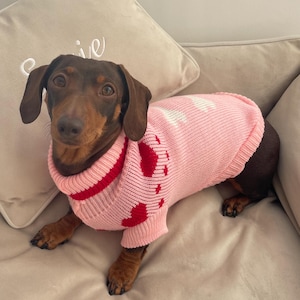 Pink heart Knitted Dog Jumper Knitted Dog Sweater Sausage Dog Jumper Christmas Present For Doggy Pet Pets Dachshund Dog Lover Pet Gift