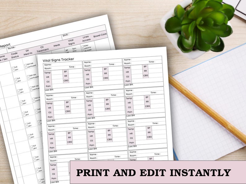Peut inclure: Plusieurs formulaires en papier blanc avec un rapport m&eacute;dical et un suivi des signes vitaux. Ils sont pos&eacute;s sur une surface en bois avec une petite plante, un carnet et un crayon. Le texte "PRINT AND EDIT INSTANTLY" est visible.