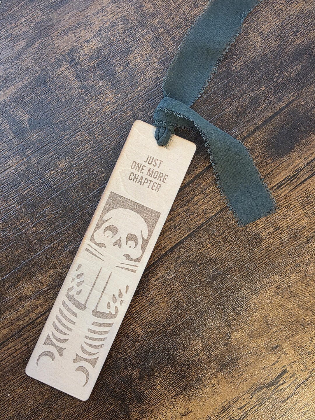 Laser Engraved Bookmark: Skeleton Reading Design - Gift for Book Lovers ...
