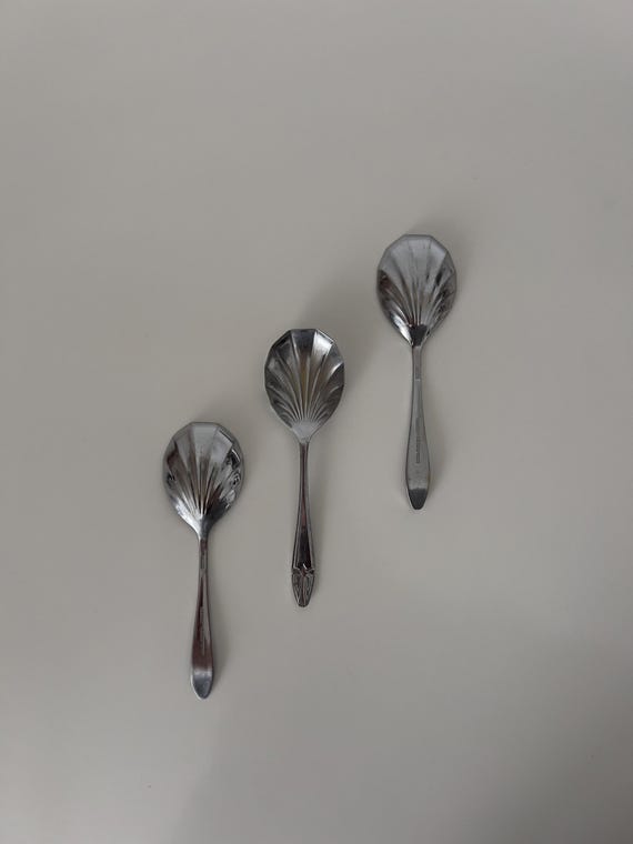 Art Deco Shell Dessert Spoon Set