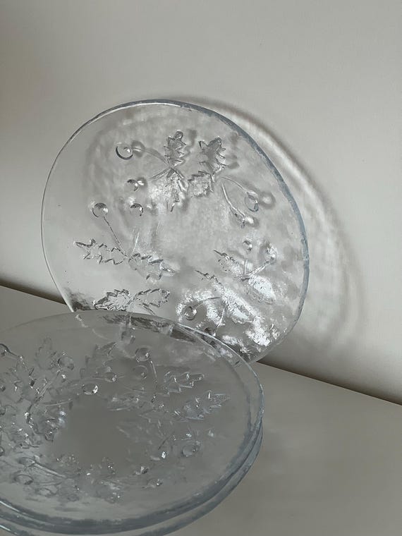 Set of 4 Vintage Glass Berrie Plates