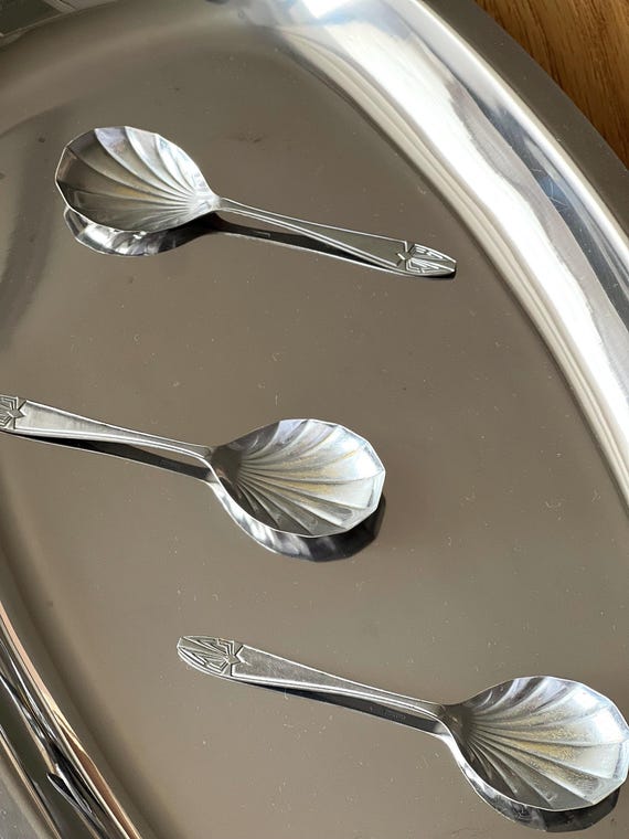 Art Deco Shell Dessert Spoon Set