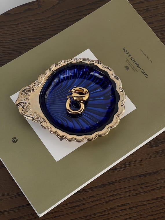 Vintage Shell Dish with Blue Insert