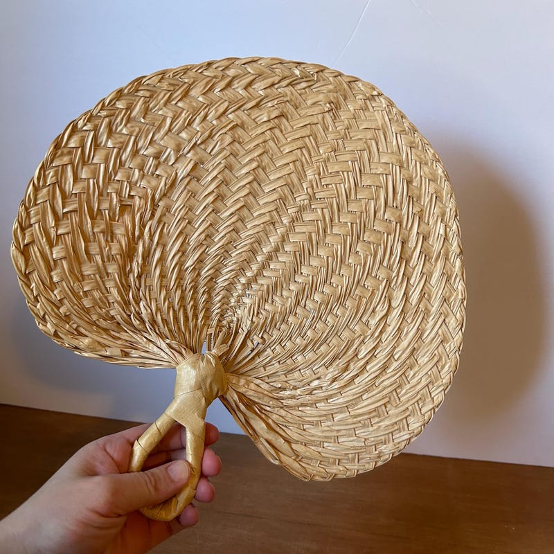 La Botanica Palm Leaf Natural Hand Fan main image 1