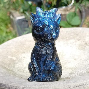 Horned Demon Cat, Black Blue Witch familiar, Halloween table decoration, Gothic resin Kitten Figurine, Wiccan Decor, Fantasy Demon Kitty