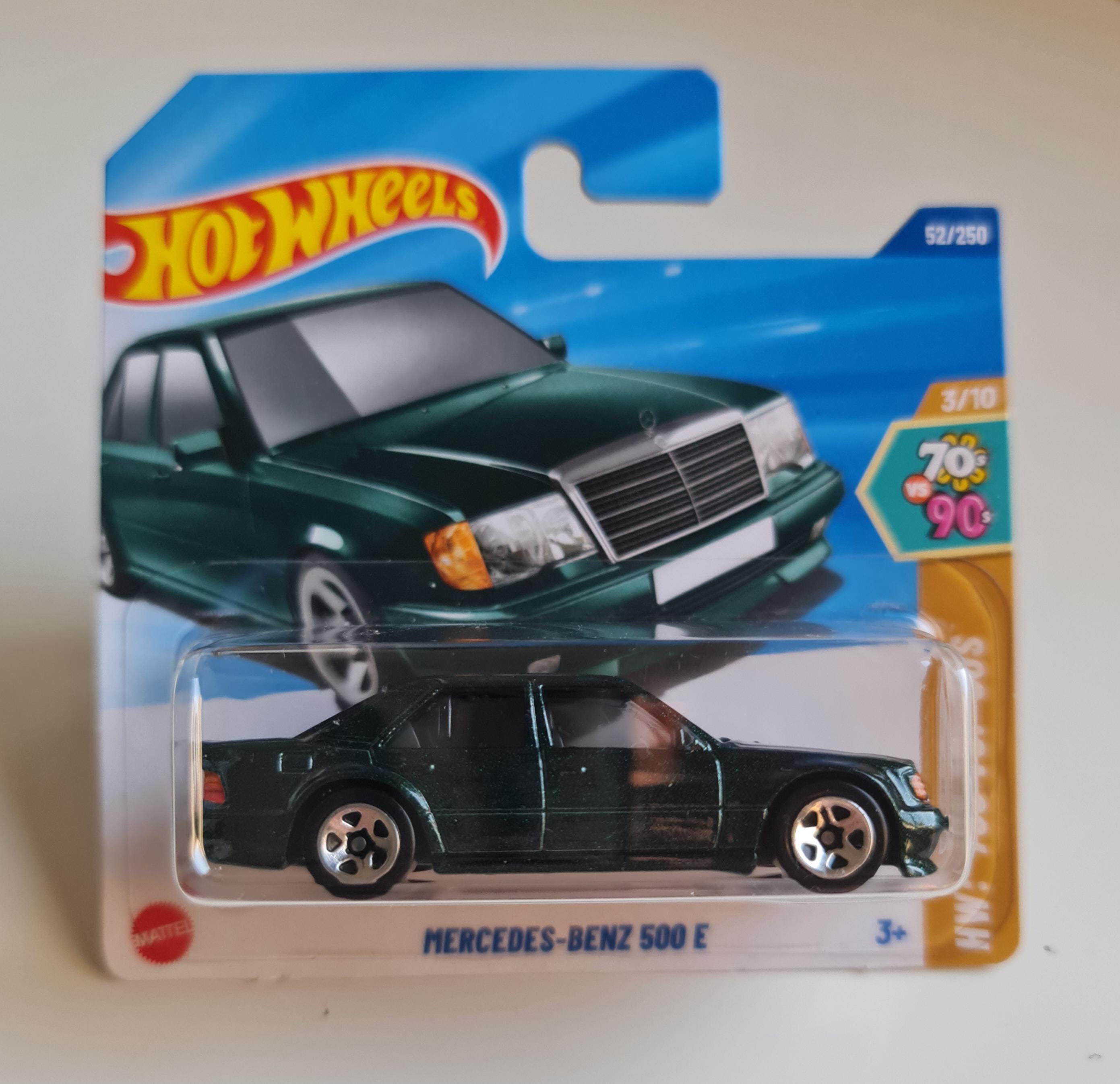 Minichamps 1/43 Mercedes Benz 500E V8 Model Car Blue Black