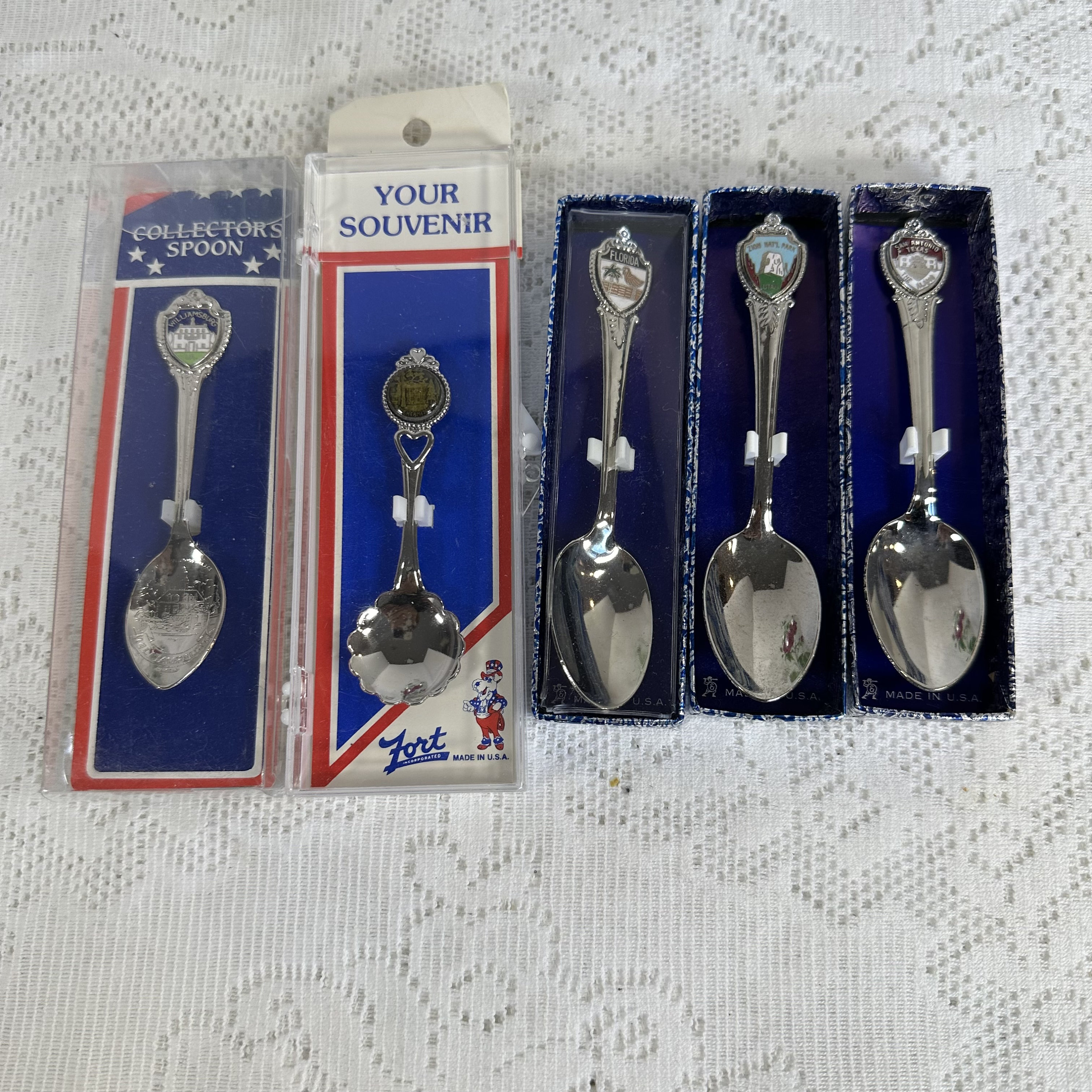 Vintage 5, Collectible Small Silver Spoons, Zion Park UT., Alamo