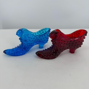 Vintage Fenton Hobnail Cat Head Glass Slipper Pair, Cobalt Blue and Ruby Red Art Glass Shoes, MCM Whimsical Victorian Slipper Figurines