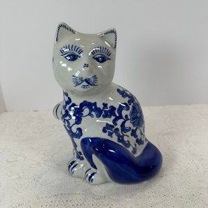 Asian Blue and White Chinese Porcelain sitting Kitten/Cat, with blue floral hand painted details 8&quot; inch tall, NWT