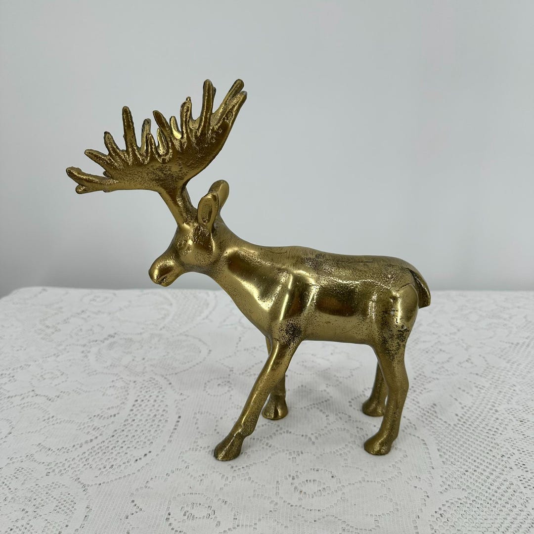 トナカイ？　鹿？　ヘラジカ？　置物　金色　ゴールド　GOLD　フィギュア トナカイ？ 鹿？ ヘラジカ？ 置物 金色 ゴールド GOLD フィギュア