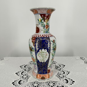 Vintage, Beautiful Japanese/Asian Floral Ceramic Vase painted Floral Vase with bright colors, Vase 14.25&quot; in Tall, Made in Japan