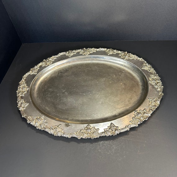 Oval Silver Palm Tree Two Section Serving Tray Oval Silver Palm Tree Two Section Serving Tray