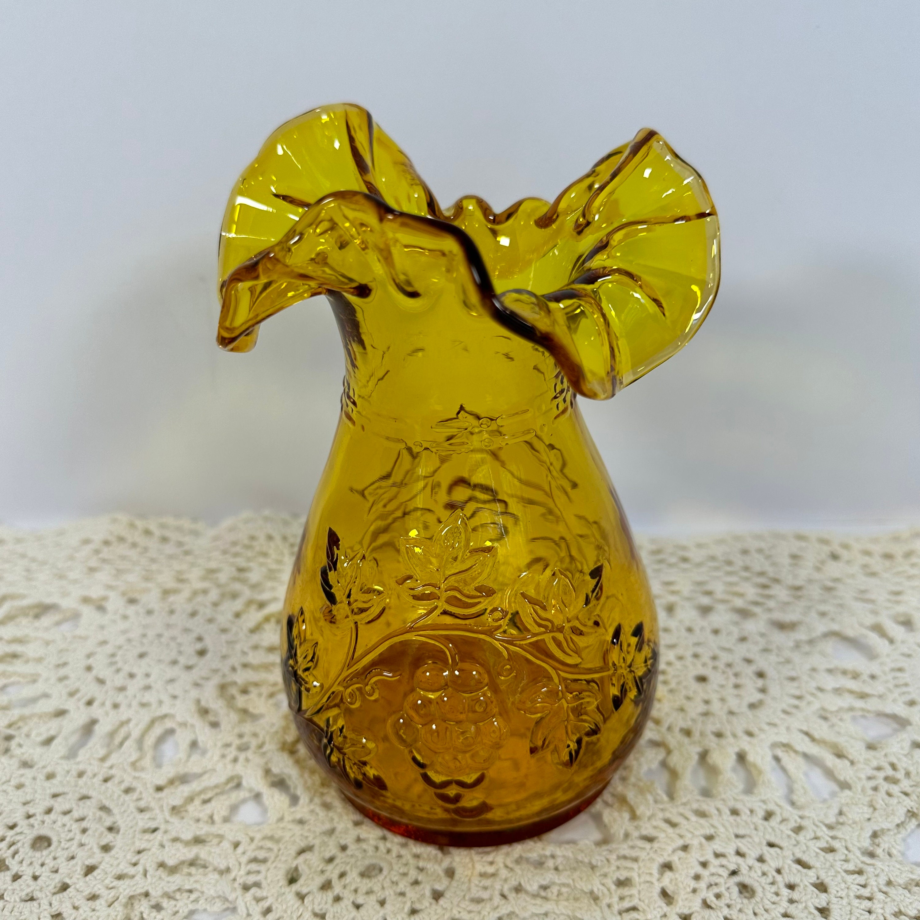 Vintage Amber Art Glass Gold Pinched/ruffled Vase Collectable