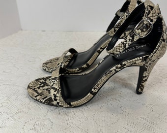 Women's Shoes, Lane Bryant Snakeskin Heels, Black and White, Snakeskin Sandals, Heels, open Toe Heels, Black and White, USA Size 7 W