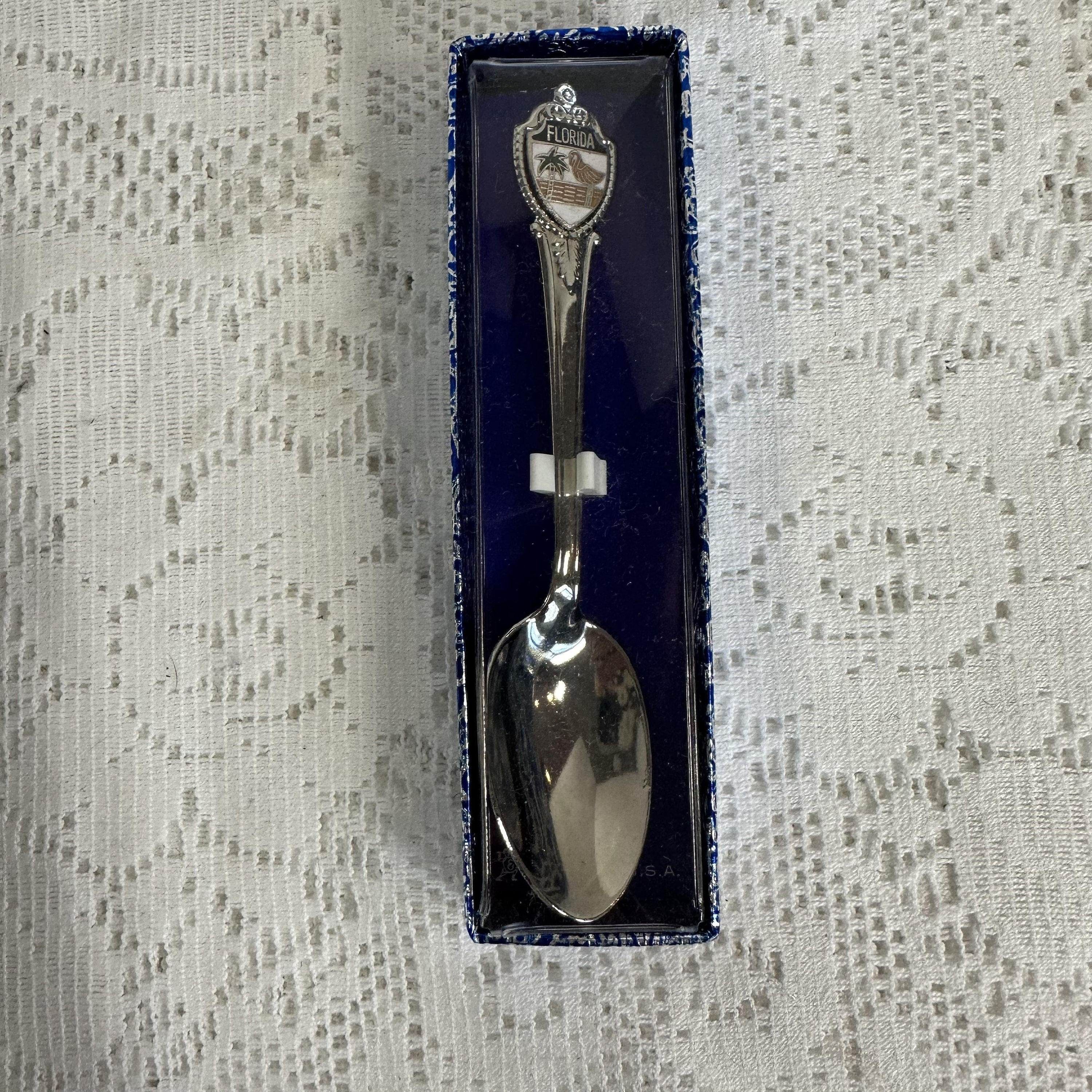 Vintage 5, Collectible Small Silver Spoons, Zion Park UT., Alamo