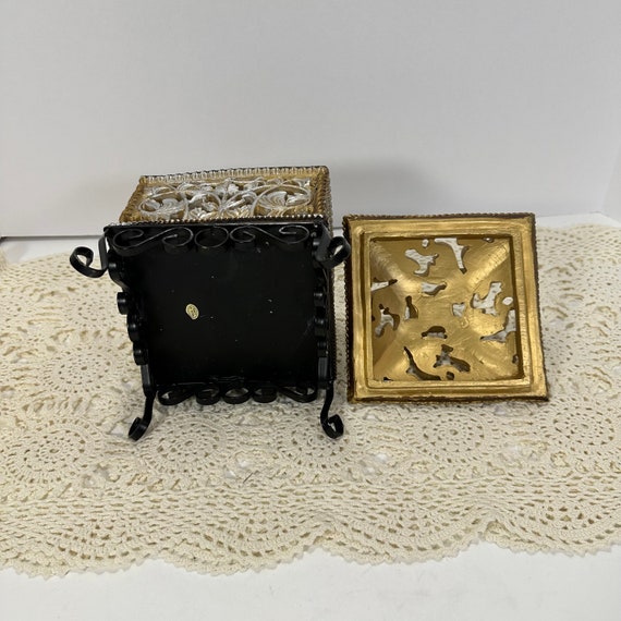 Vintage Wooden like (resin) Trinket/Jewely box, w… - image 5