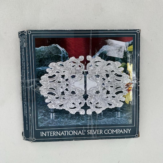Vintage International Silver Company Expandable Silverplated
