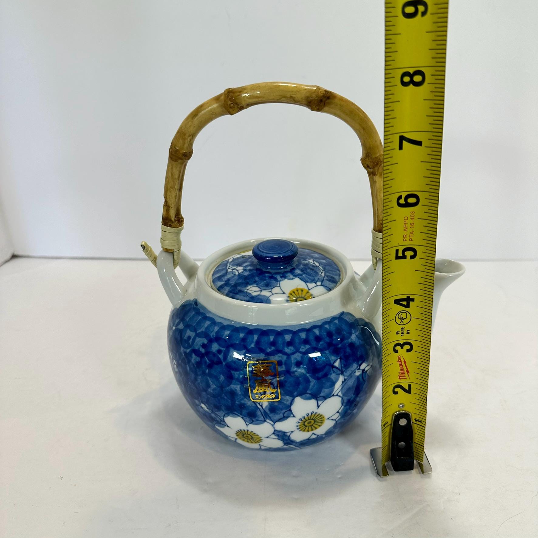 青色花柄陶器ティーポット 現品限り アンティーク調 陶器 ティーポット ブルーの花柄