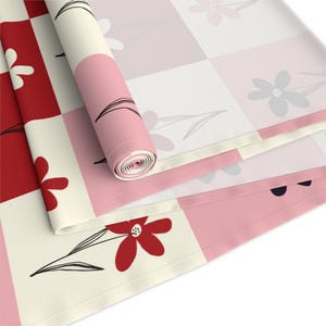 Patchwork Floral Pattern Table Runner | Pink Red Checkered Cotton-Poly Sweetheart flowers tablecloth Bild 6