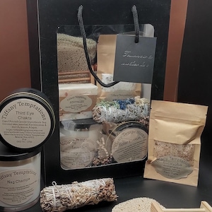 Small Organic Aromatherapy Relaxing Spa Self Care Gift Bag Set