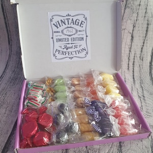 Mélange de personnes âgées - Bonbonnière - Sur commande - Bonbons boîte aux lettres - Cadeau - Cadeau - Anniversaire - Fête - Noël - Pâques - Bonbons rétro