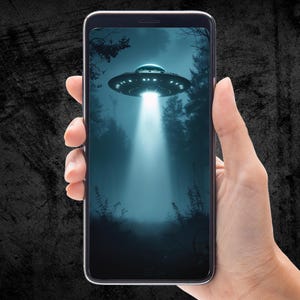 UFO-Telefon-Hintergründe | Blue Foggy Forest Sci-Fi 5er Set | Digitaler Download