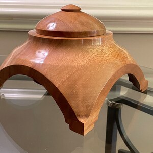 Sycamore lidded decorative